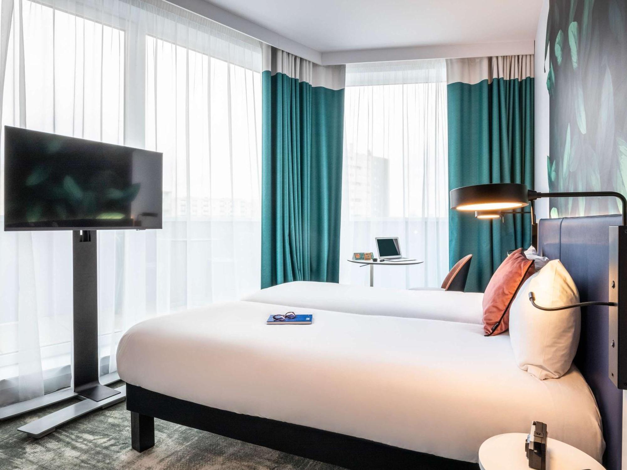 Ibis Styles Bezons Paris La Defense Hotel Exterior photo